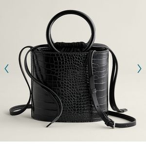 Women purse Elizabeth and James